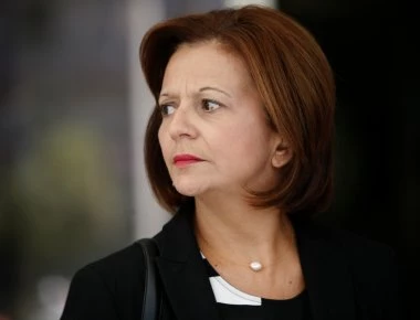 «Είναι πολλά τα λεφτά, Πάνο - Και γλυκιά η καρέκλα»: Η ΥΦΕΣ Μ.Χρυσοβελώνη «πούλησε» τον Π.Καμμένο